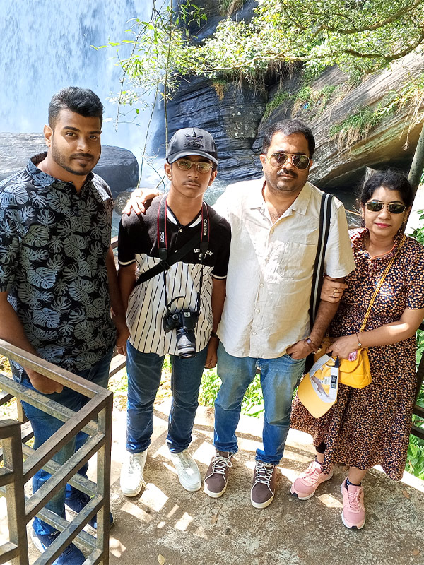 Travel to Sri Lanka with Tour 999